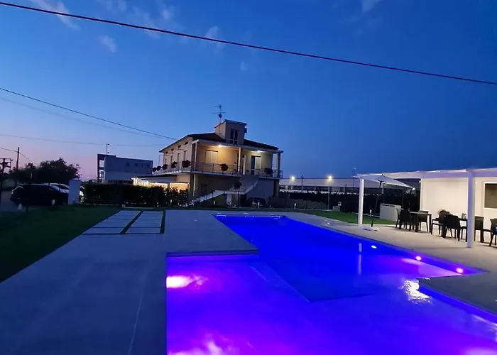 Luja Отель типа 